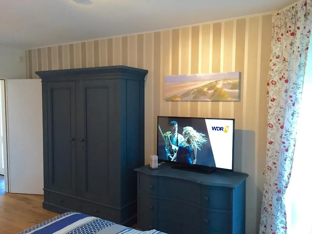 Haus Am Konigsforst Apartman Köln 0*,  Németország